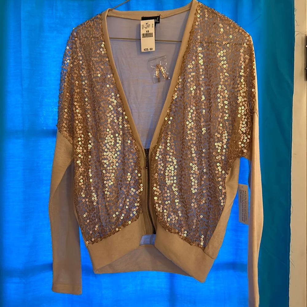 Women’s Zip Up Jacket